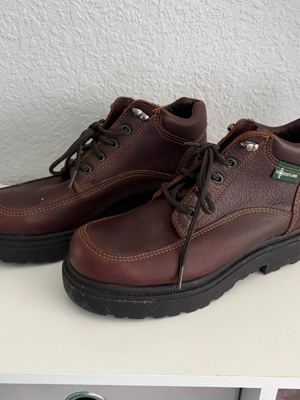 Eastland size 7.5 brown leather chunky shoes ankle boots women's grunge